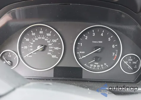 2016 BMW 320I z USA, uszkodzony, nr VIN WBA8E1G56GNT33924